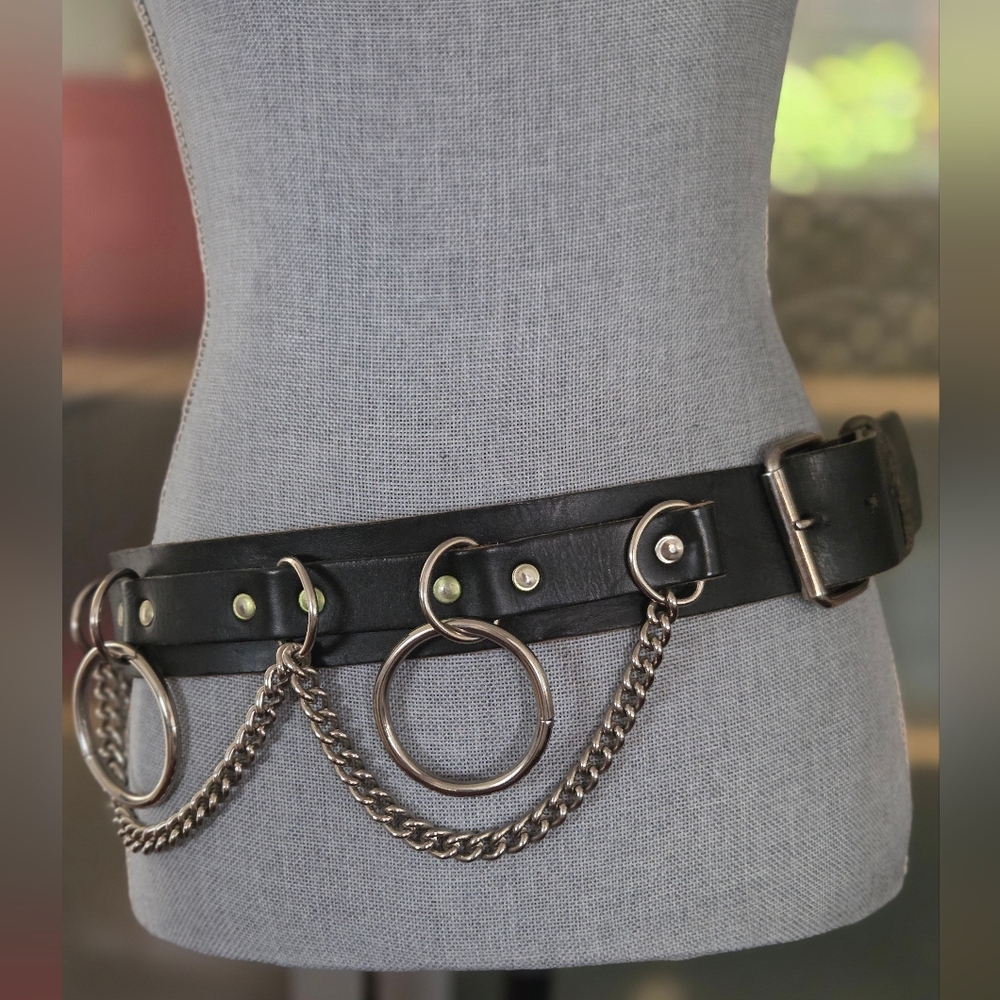 Y2K Draping Chain Halter O-Ring Black Leather Belt Silver-Tone Gothic Punk Rock - Picture 3 of 8